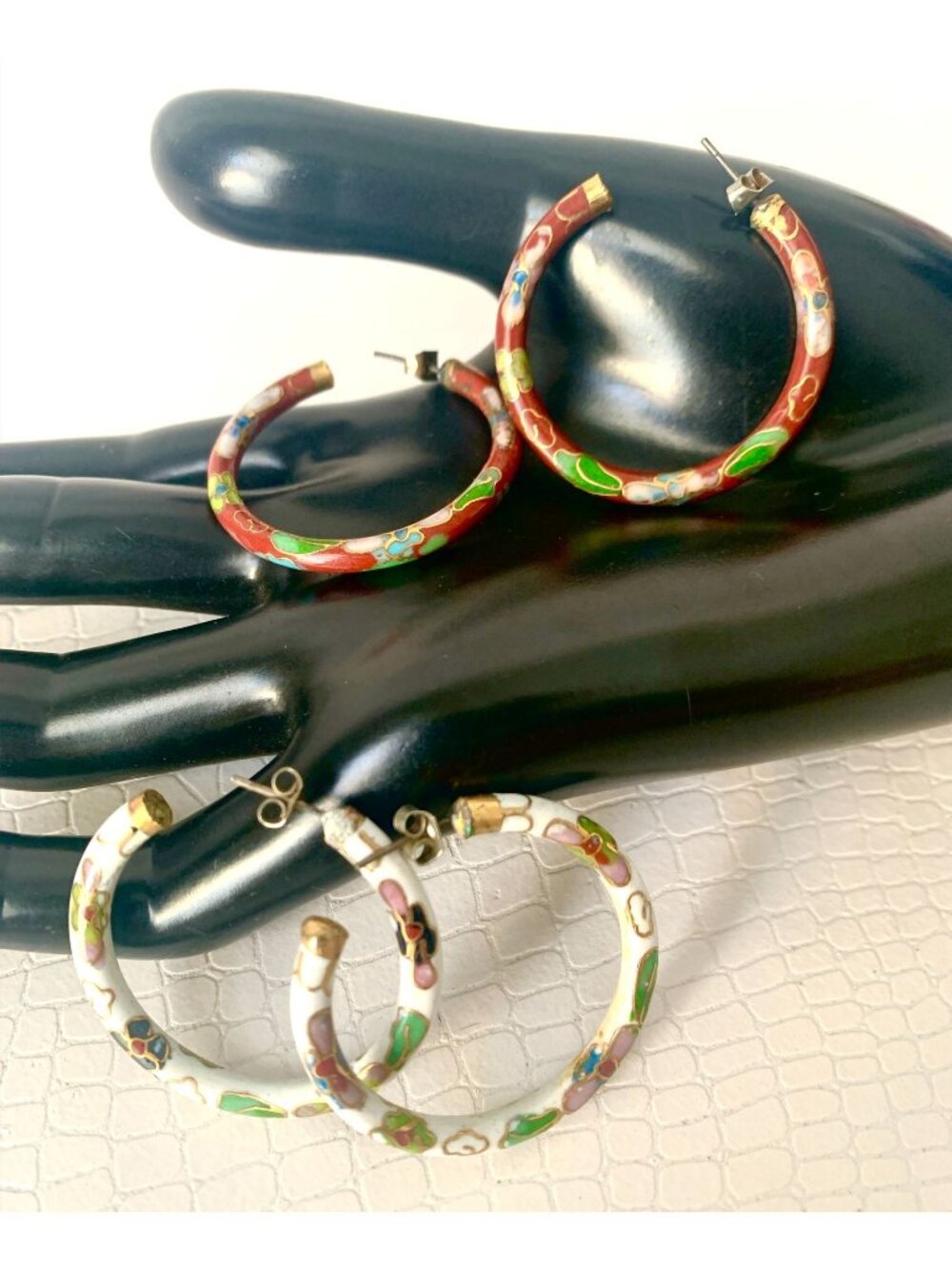 2 Pairs Vintage Cloisonne Enamel Hoop Pierced Earrings